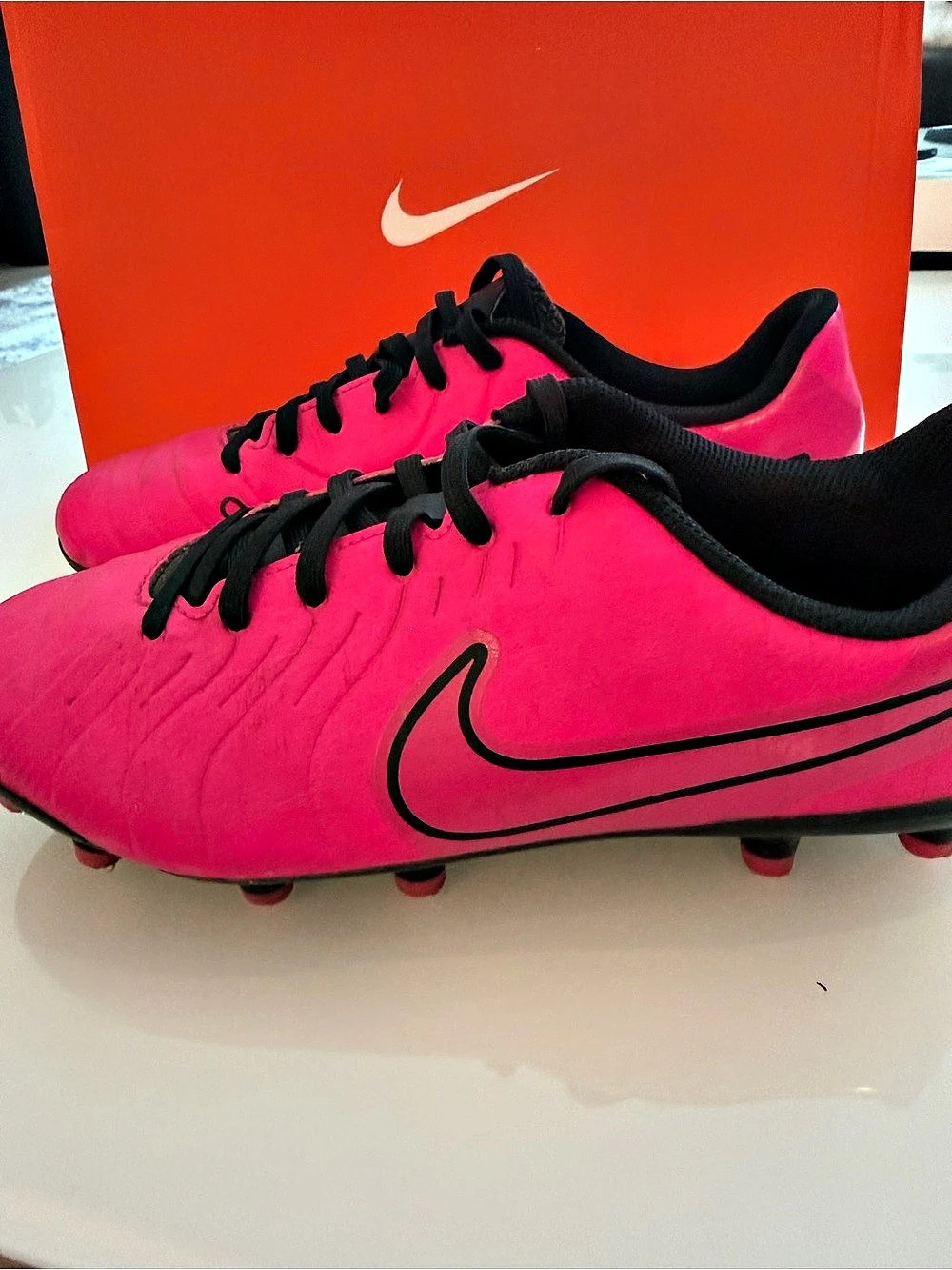 Nike Girls Pink & Black Soccer Cleats